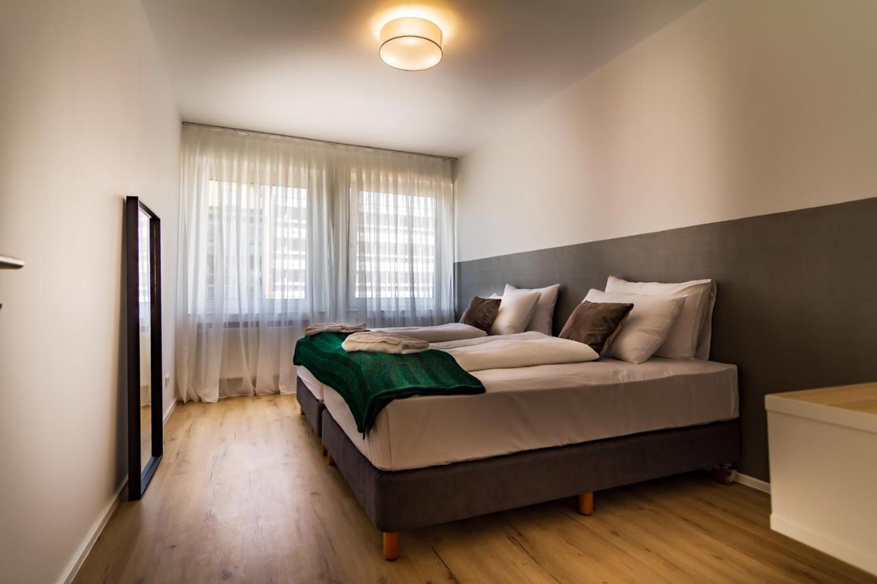 Sleep Inn Wehrhahn Suites Дюселдорф Екстериор снимка